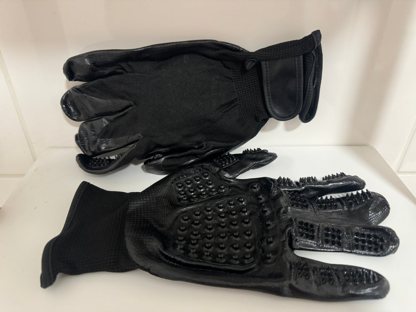 Grooming Gloves