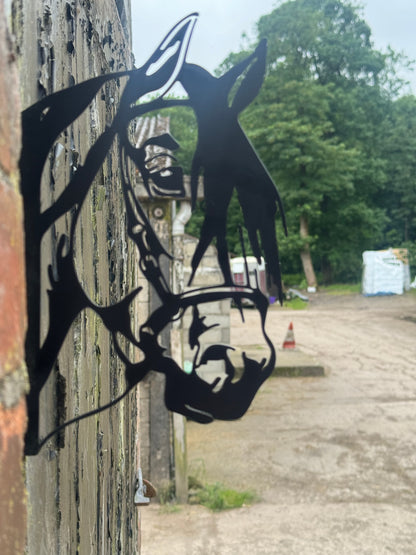 Black Metal Horse Head Peekaboo Sign