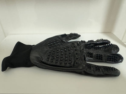 Grooming Gloves